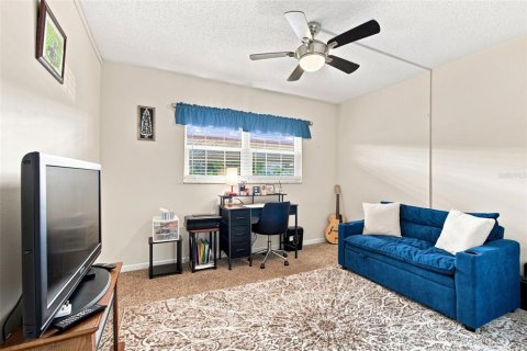 Condo in Dunedin, Florida, 2 bedrooms № 2383364 - photo 20