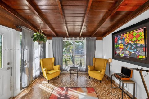 Купить виллу или дом в Майами-Шорс, Флорида 3 спальни, 129.41м2, № 2044981 - фото 6