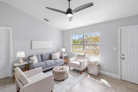 Villa ou maison à vendre à Port Charlotte, Floride: 2 chambres, 90.95 m2 № 1509247 - photo 9