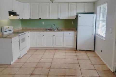 Immobilier commercial à vendre à Bradenton, Floride: 173.91 m2 № 2430723 - photo 5