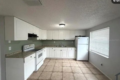 Immobilier commercial à vendre à Bradenton, Floride: 173.91 m2 № 2430723 - photo 3