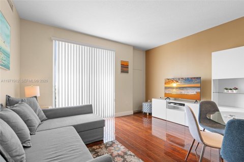 Copropriété à vendre à Miami, Floride: 2 chambres, 79.15 m2 № 2146426 - photo 5