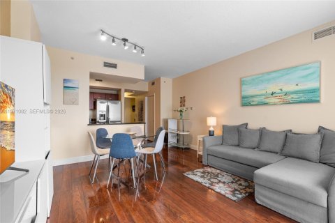 Copropriété à vendre à Miami, Floride: 2 chambres, 79.15 m2 № 2146426 - photo 4
