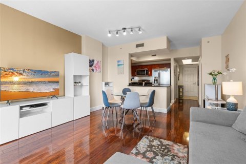 Condo à Miami, Floride, 2 chambres № 2146426