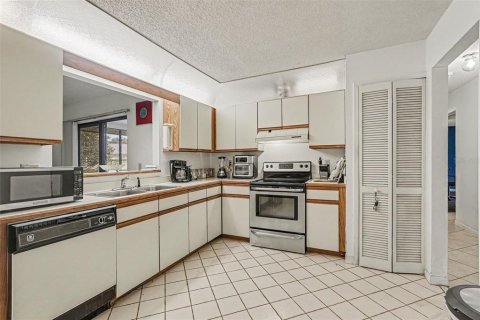 Casa en venta en Palm Bay, Florida, 3 dormitorios, 142.14 m2 № 2384067 - foto 8