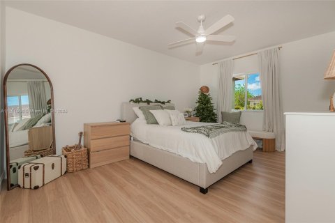 House in Homestead, Florida 2 bedrooms, 132.94 sq.m. № 1874515 - photo 11