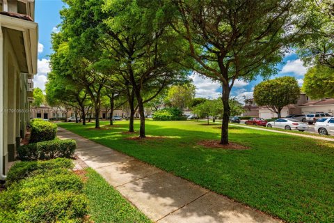 House in Homestead, Florida 2 bedrooms, 132.94 sq.m. № 1874515 - photo 27