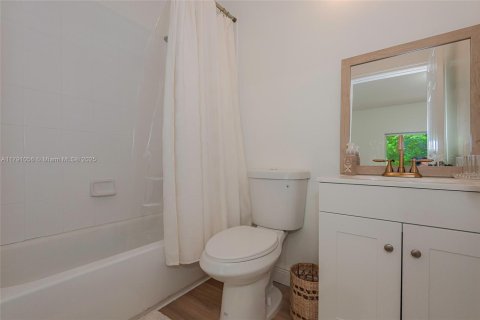House in Homestead, Florida 2 bedrooms, 132.94 sq.m. № 1874515 - photo 22
