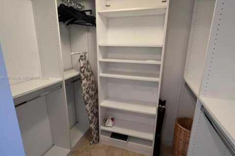 Condominio en venta en Hallandale Beach, Florida, 2 dormitorios, 92.9 m2 № 2038763 - foto 7