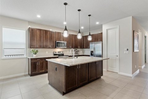 Купить виллу или дом в Санфорд, Флорида 8 комнат, 266.26м2, № 1910285 - фото 13