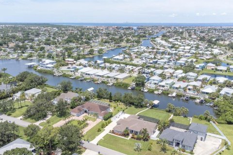 Terreno en venta en Apollo Beach, Florida № 1816572 - foto 11