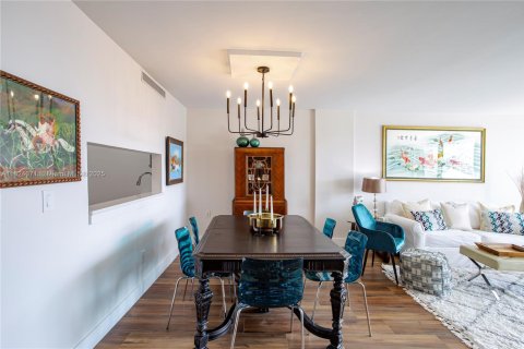 Снять в аренду кондоминиум в Ки-Бискейн, Флорида 2 спальни, 117.06м2, № 1958719 - фото 10