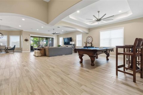 House in Melbourne, Florida 4 bedrooms, 292.55 sq.m. № 2110219 - photo 7