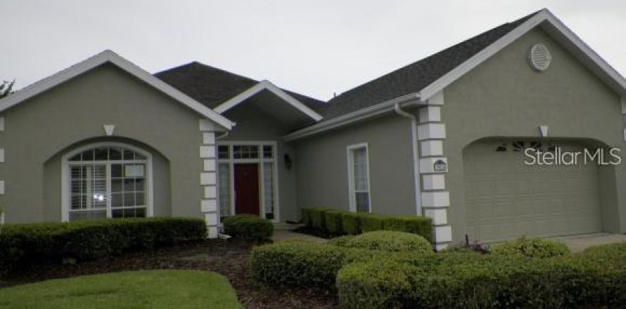 Casa en Ocala, Florida 3 dormitorios, 239.87 m2 № 1754578