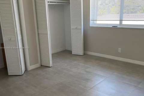 Condo in Fort Lauderdale, Florida, 3 bedrooms  № 1980718 - photo 15