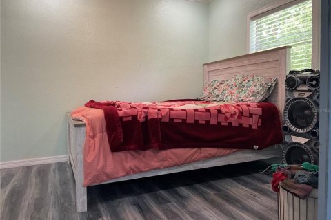 House in Plant City, Florida 3 bedrooms, 111.48 sq.m. № 2166193 - photo 10