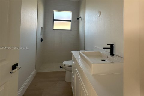 House in Vero Beach, Florida 3 bedrooms, 234.11 sq.m. № 2031423 - photo 19