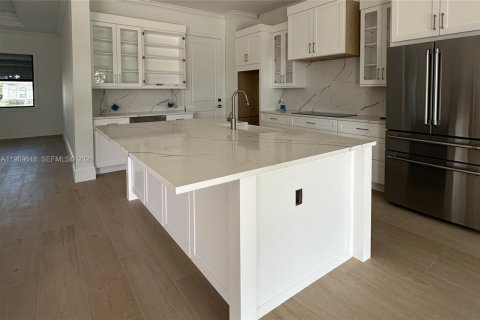 House in Vero Beach, Florida 3 bedrooms, 234.11 sq.m. № 2031423 - photo 12