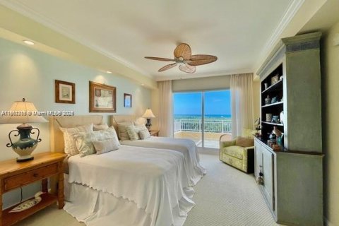 Condo in Key Biscayne, Florida, 3 bedrooms  № 1890604 - photo 12