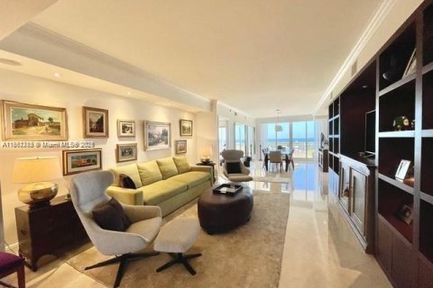Condo in Key Biscayne, Florida, 3 bedrooms  № 1890604 - photo 6