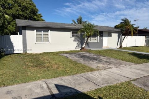 Villa ou maison à Homestead, Floride 3 chambres, 117.99 m2 № 2084744