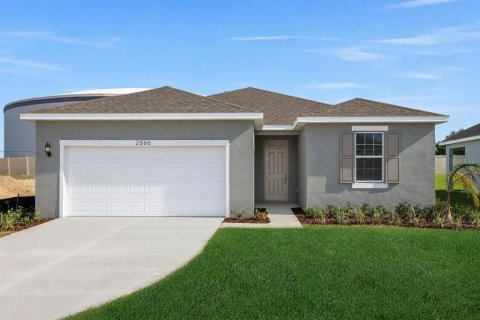 House in Tavares, Florida 4 bedrooms, 163.32 sq.m. № 2388086