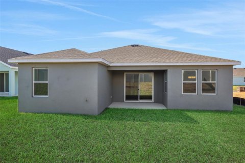 House in Tavares, Florida 4 bedrooms, 163.32 sq.m. № 2388086 - photo 4