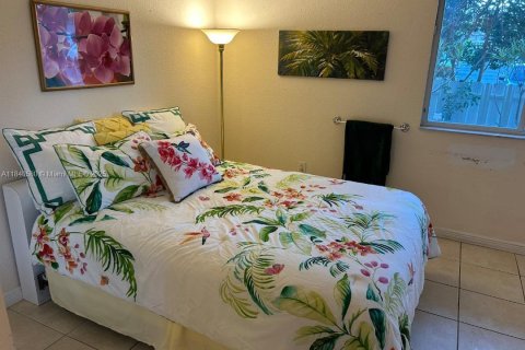Купить кондоминиум в Тамарак, Флорида 2 спальни, 118.45м2, № 1839698 - фото 7