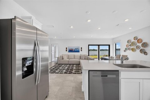 Villa ou maison à vendre à Sarasota, Floride: 4 chambres, 147.81 m2 № 2138355 - photo 7