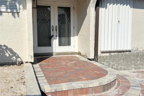 Купить виллу или дом в Пунта-Горда, Флорида 7 комнат, 237.55м2, № 2135493 - фото 15