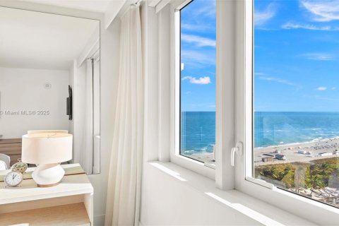 Снять в аренду кондоминиум в Майами-Бич, Флорида 1 спальня, 80.45м2, № 2022957 - фото 19