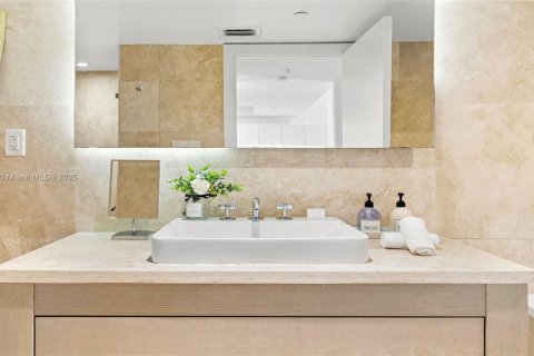 Снять в аренду кондоминиум в Майами-Бич, Флорида 1 спальня, 80.45м2, № 2022957 - фото 22