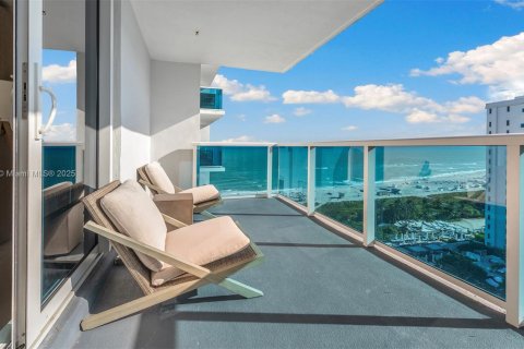 Снять в аренду кондоминиум в Майами-Бич, Флорида 1 спальня, 80.45м2, № 2022957 - фото 9