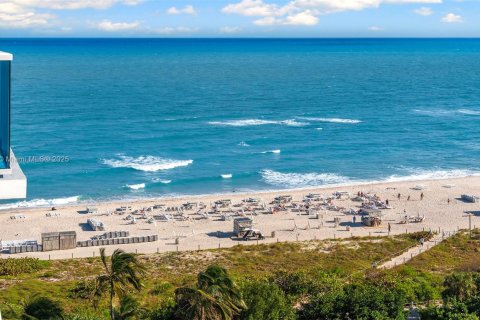 Снять в аренду кондоминиум в Майами-Бич, Флорида 1 спальня, 80.45м2, № 2022957 - фото 28