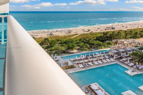 Снять в аренду кондоминиум в Майами-Бич, Флорида 1 спальня, 80.45м2, № 2022957 - фото 27