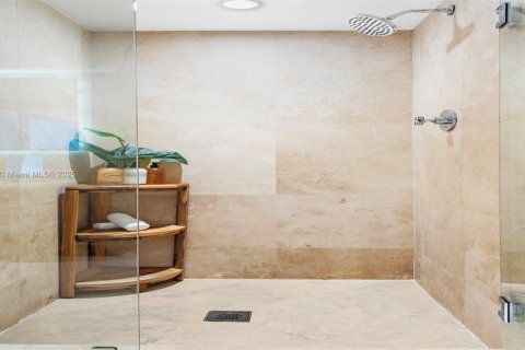 Снять в аренду кондоминиум в Майами-Бич, Флорида 1 спальня, 80.45м2, № 2022957 - фото 25