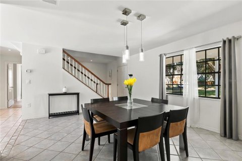 Villa ou maison à vendre à Kissimmee, Floride: 3 chambres, 229.28 m2 № 2419371 - photo 5