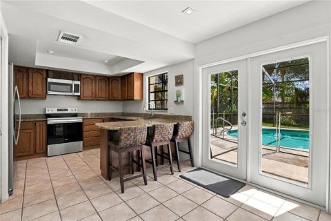 Villa ou maison à vendre à Kissimmee, Floride: 3 chambres, 229.28 m2 № 2419371 - photo 8
