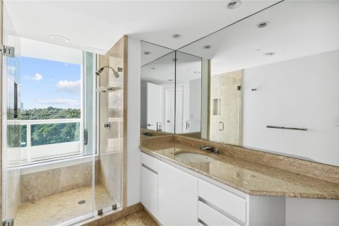 Снять в аренду кондоминиум в Майами, Флорида 3 спальни, 294.5м2, № 2051414 - фото 22