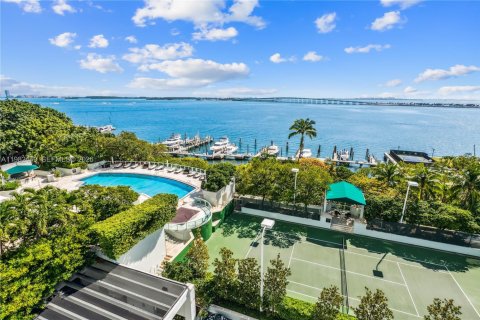 Снять в аренду кондоминиум в Майами, Флорида 3 спальни, 294.5м2, № 2051414 - фото 27