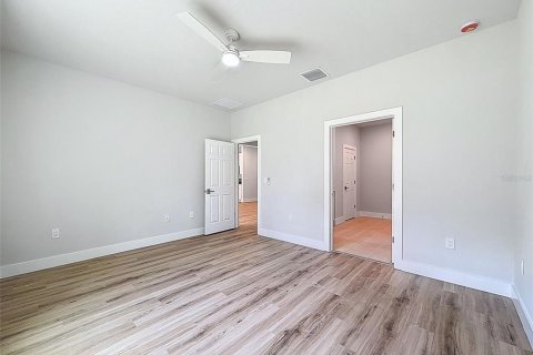 Commercial property in Homosassa, Florida 6 bedrooms, 335.38 sq.m. № 1901521 - photo 24