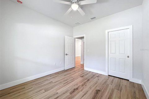 Commercial property in Homosassa, Florida 6 bedrooms, 335.38 sq.m. № 1901521 - photo 18