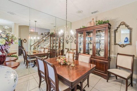 Condominio en venta en Plant City, Florida, 3 dormitorios, 198.07 m2 № 2095271 - foto 16