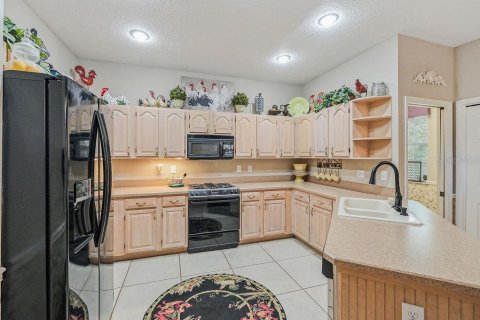 Condominio en venta en Plant City, Florida, 3 dormitorios, 198.07 m2 № 2095271 - foto 8