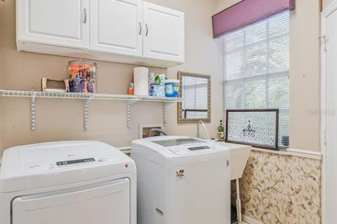 Condominio en venta en Plant City, Florida, 3 dormitorios, 198.07 m2 № 2095271 - foto 6