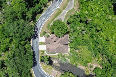 Condominio en venta en Plant City, Florida, 3 dormitorios, 198.07 m2 № 2095271 - foto 2