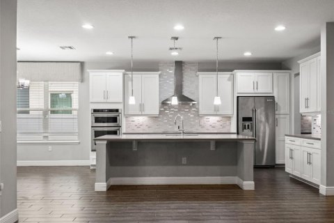 Villa ou maison à vendre à Orlando, Floride: 4 chambres, 255.3 m2 № 2388955 - photo 10