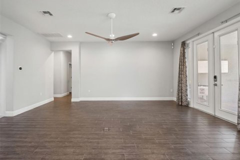 Villa ou maison à vendre à Orlando, Floride: 4 chambres, 255.3 m2 № 2388955 - photo 8