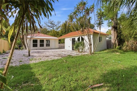 House in Gulfport, Florida 2 bedrooms, 61.5 sq.m. № 2117207 - photo 3