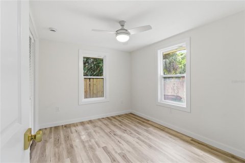 House in Gulfport, Florida 2 bedrooms, 61.5 sq.m. № 2117207 - photo 19